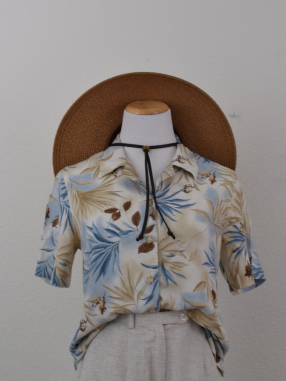 Vintage Floral 90s‎ Button Down Floral Rayon/Linen Blouse size 8